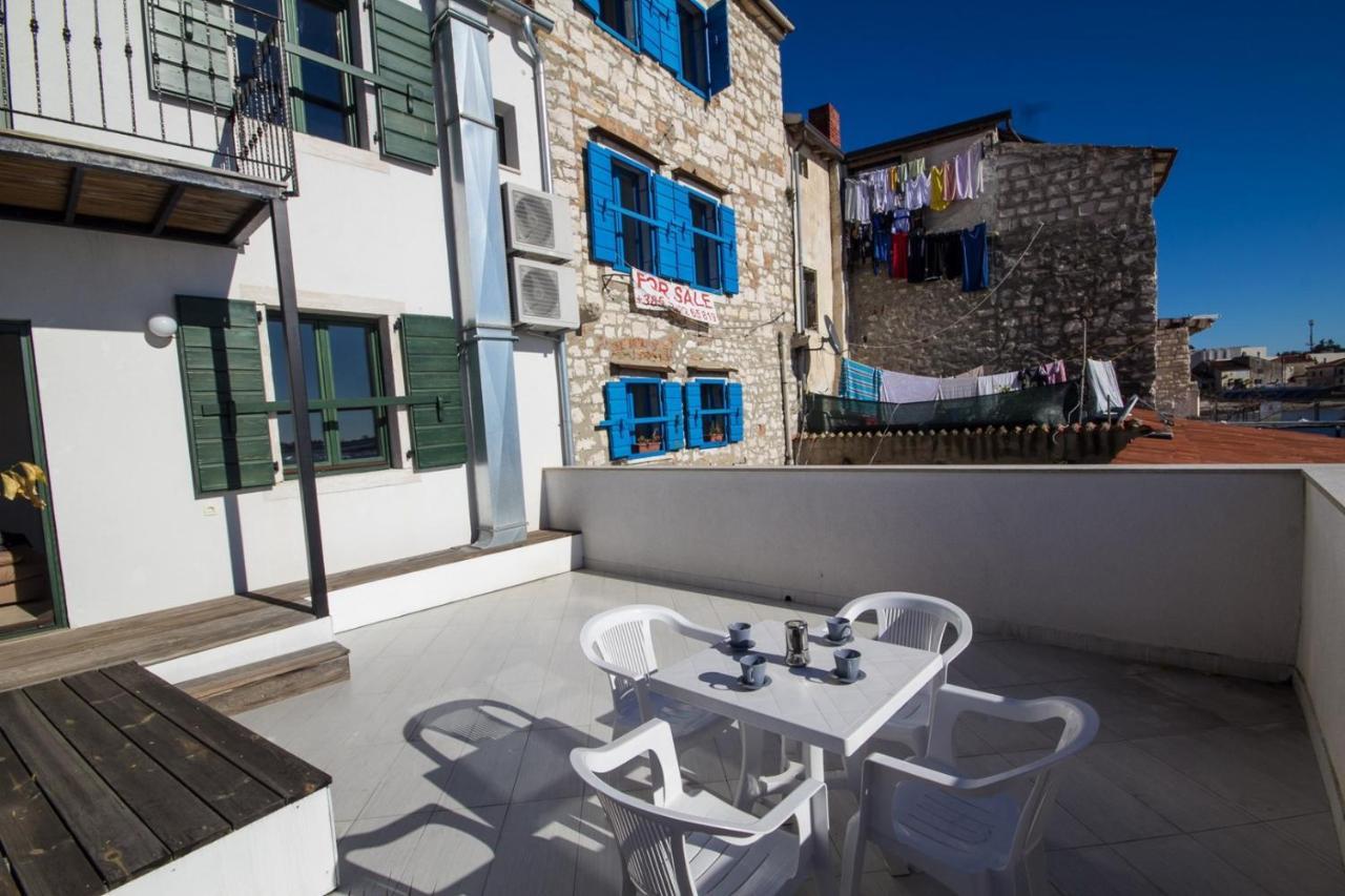 Apartment Center, Seafront With Terrace In