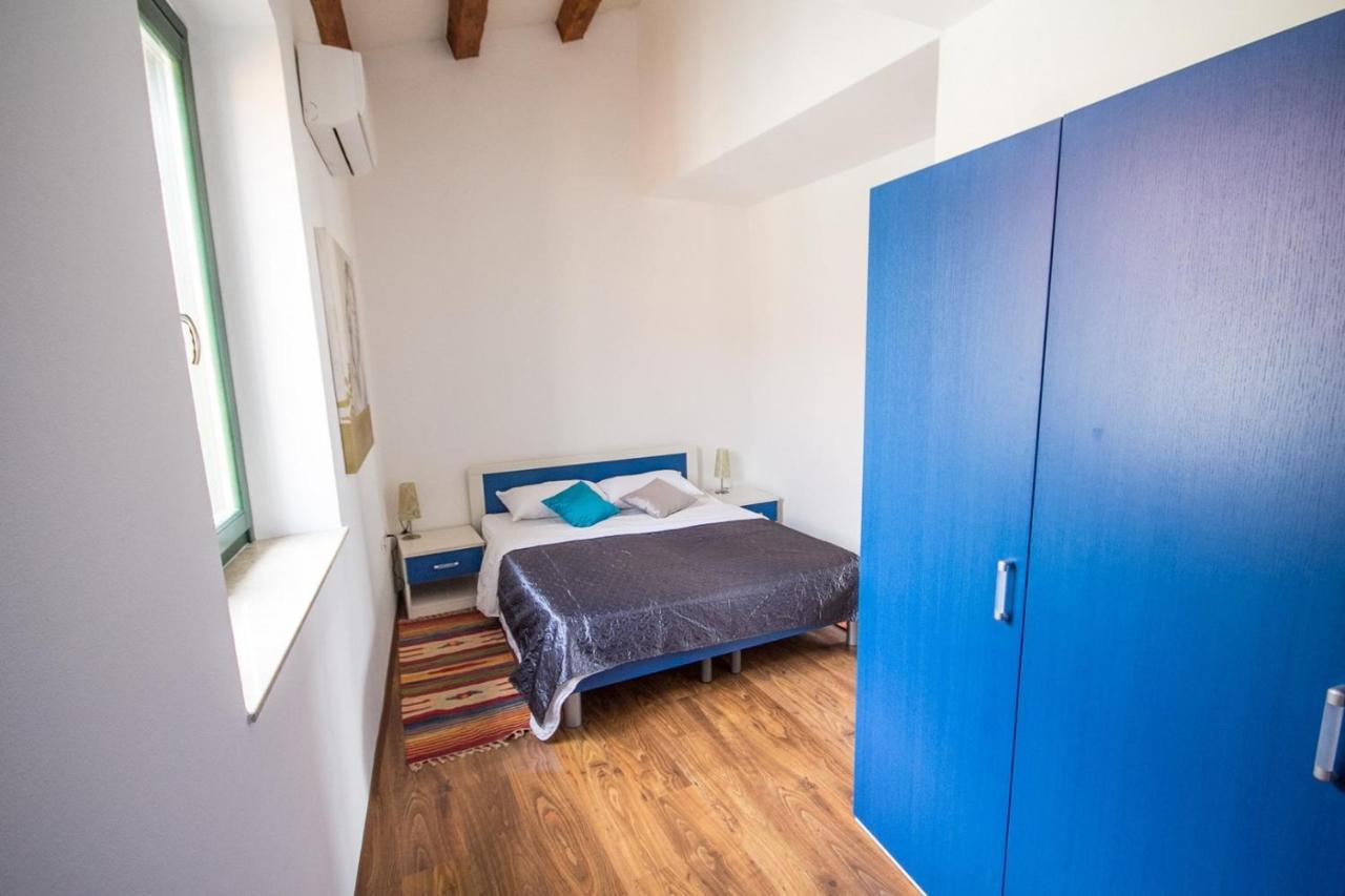 Center, Seafront With Terrace In * Umag
