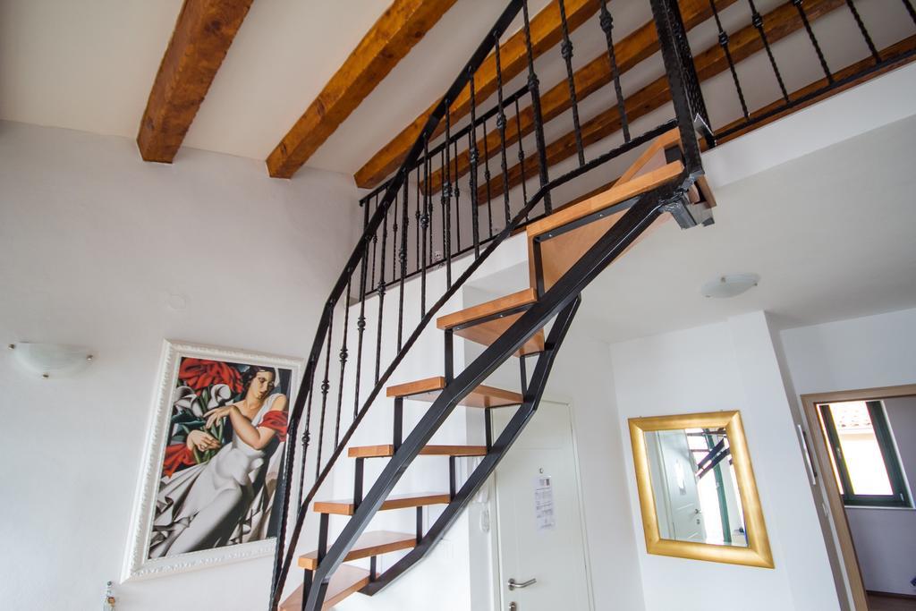 Apartment Center, Seafront With Terrace In